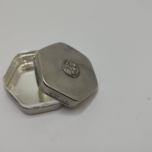 Vintage 800 Silver Pill Box: Hexagonal Trinket Snuff Box