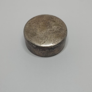 Vintage Sterling Silver 925 Tiny Box,italian round silver pill box