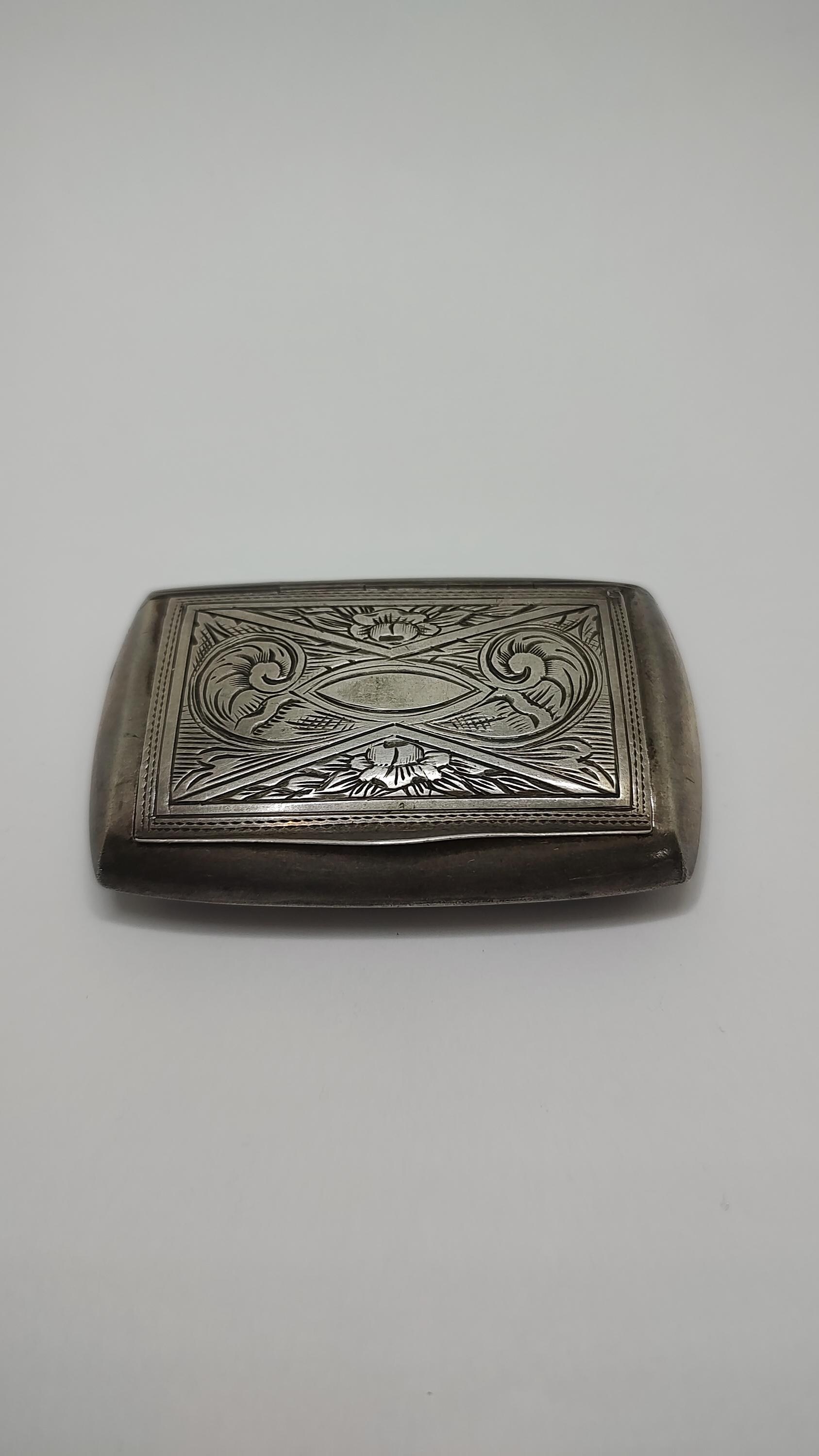 アンティーク雑貨 Vintage London Hallmark 1987 Pill Box Art Deco 800 Silver Trinket Pill Box – Gilded Gold-washed