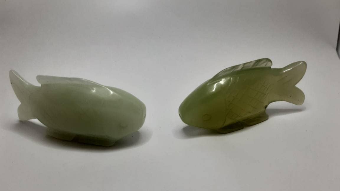 Vintage Carved Jade Fish Set Chinese Feng Shui Ornament