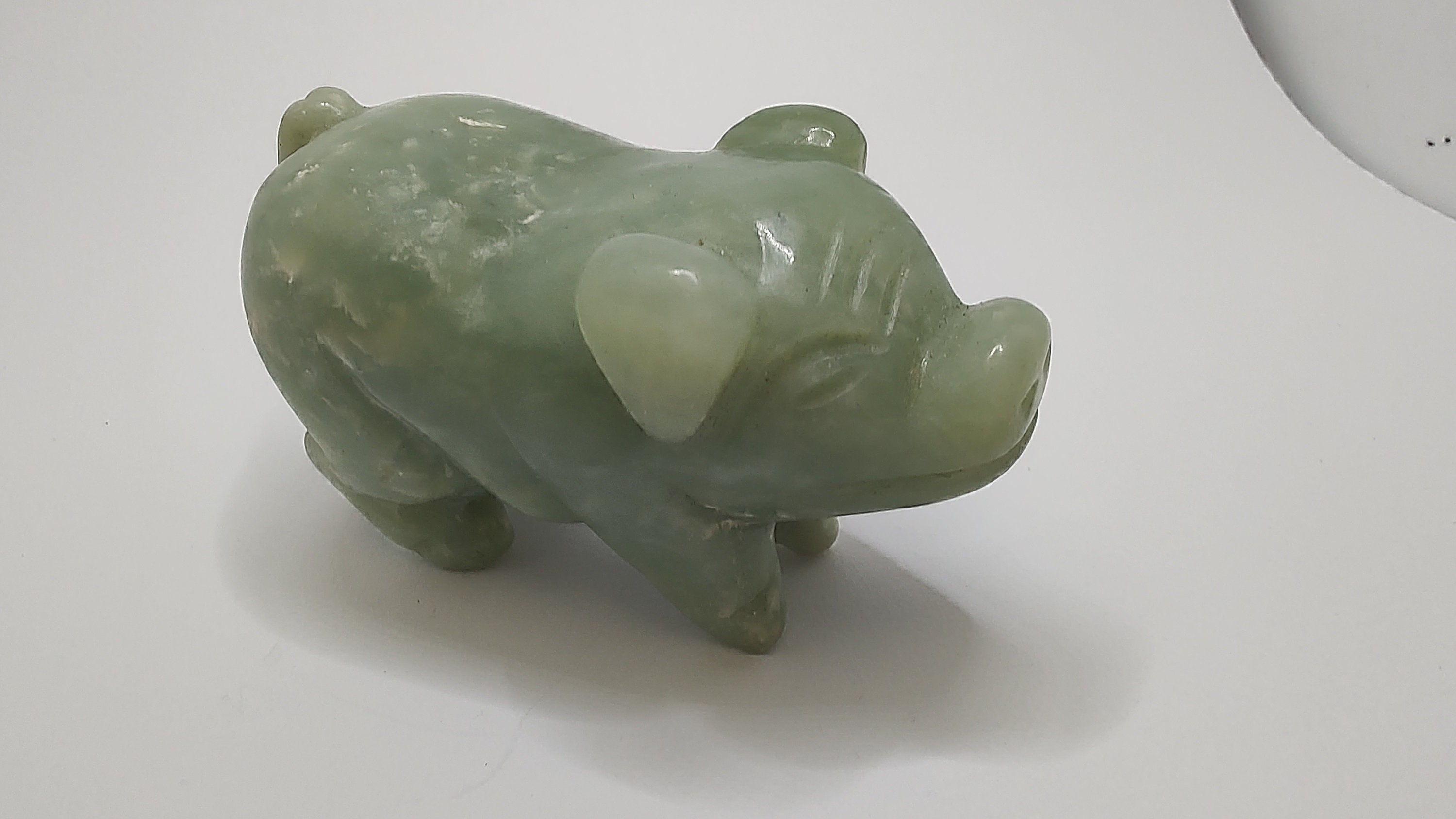 翡翠の置物 糸魚川翡翠 龍の置物 100×44×36mm ＋台座付 | ケンズクリスタル
