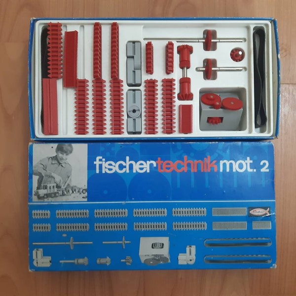 Boxed German Fisher Technik Mot 2,collectible german game