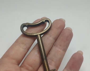 Vintage Brass Skeleton Key: Open Barrel Pendant Key