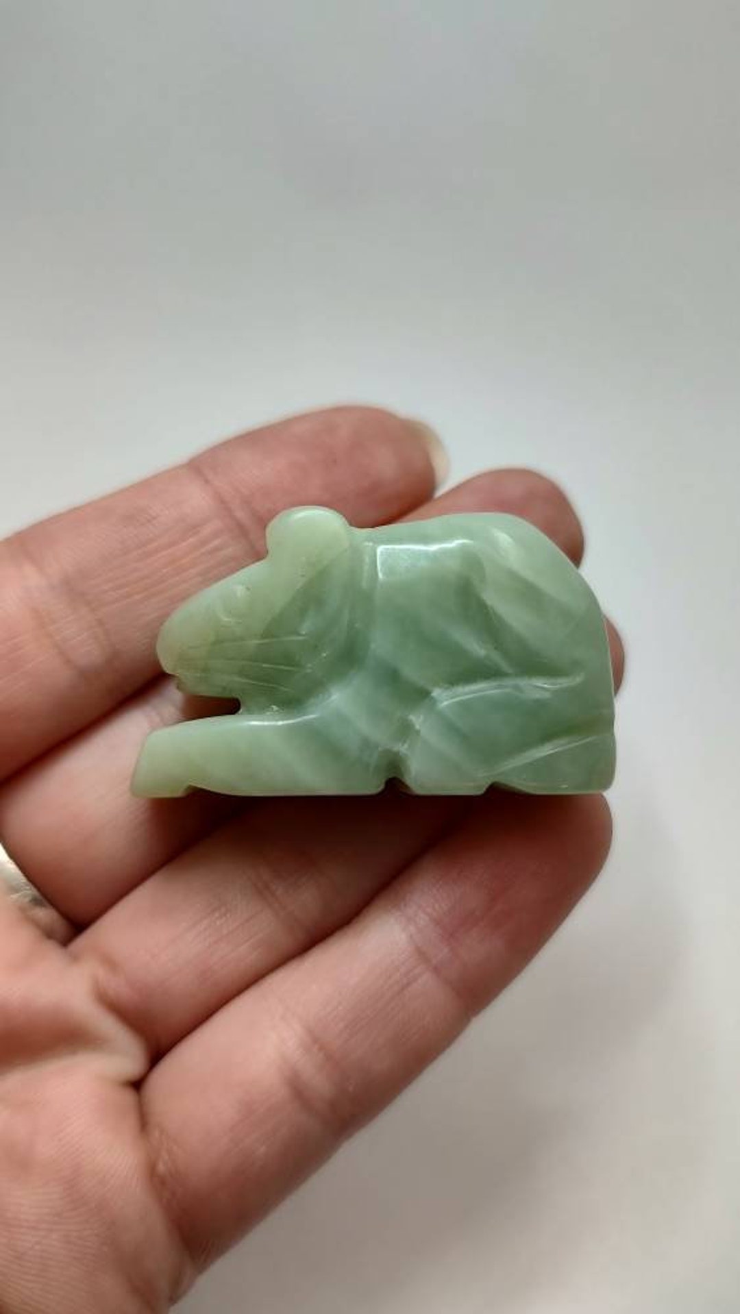 翡翠のネズミの置物：手彫りの宝石のネズミの飾り - Etsy 日本