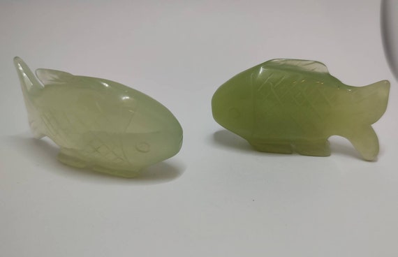 ヴィンテージ彫刻翡翠魚セット：風水オーナメント - Etsy 日本