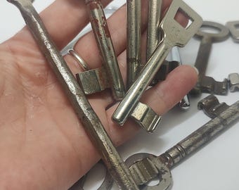 古い鍵の束、ビンテージ鍵の束 - Etsy 日本