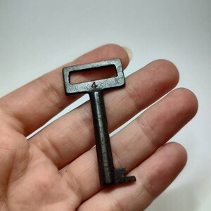 Antique key with no 4 ,collectable key,pendant metal key