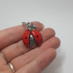 Vintage solid silver enamel ladybug pendant