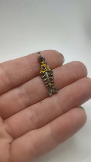 Pendentif Breloque En Forme D'arête De Poisson – Alliage Léger, Design Tendance, Pour Sacs à Main, Colliers, Décoration (3,4 X 1,6 Cm)