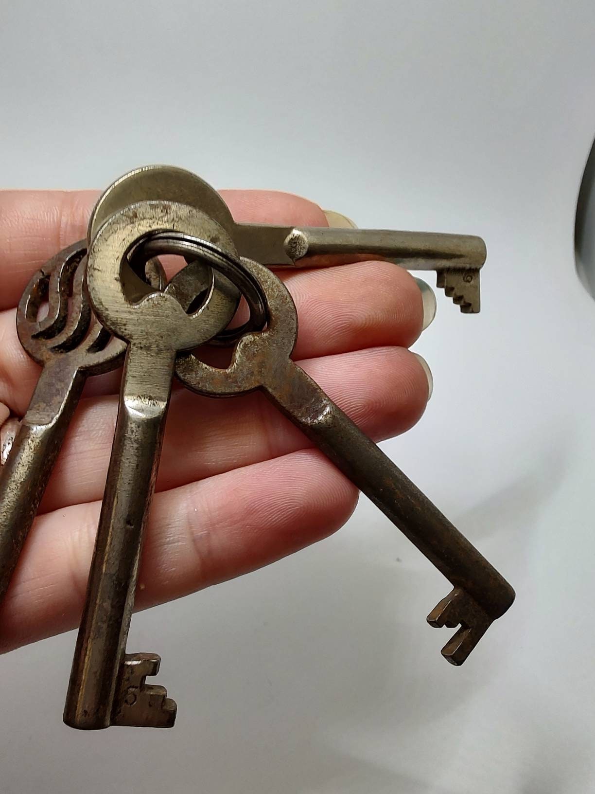 Buy Bunch of Old Keys,vintage Metal Keys Lot Online in India - Etsy