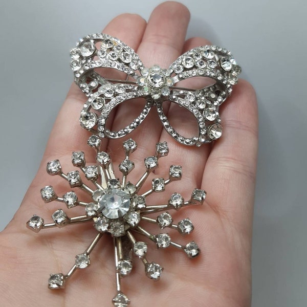 Pair Rhinestones metal pin brooch