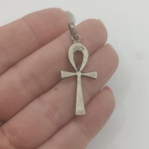 ヴィンテージエジプトシルバーカルトゥーシュペンダント