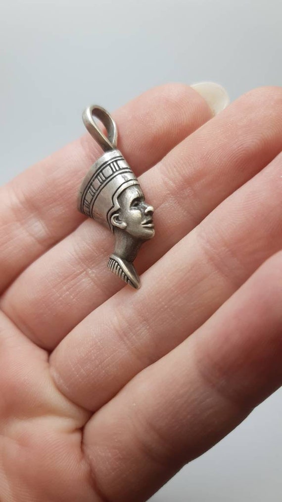 Sterling silver  nefertiti pendant,Vintage Sterlin