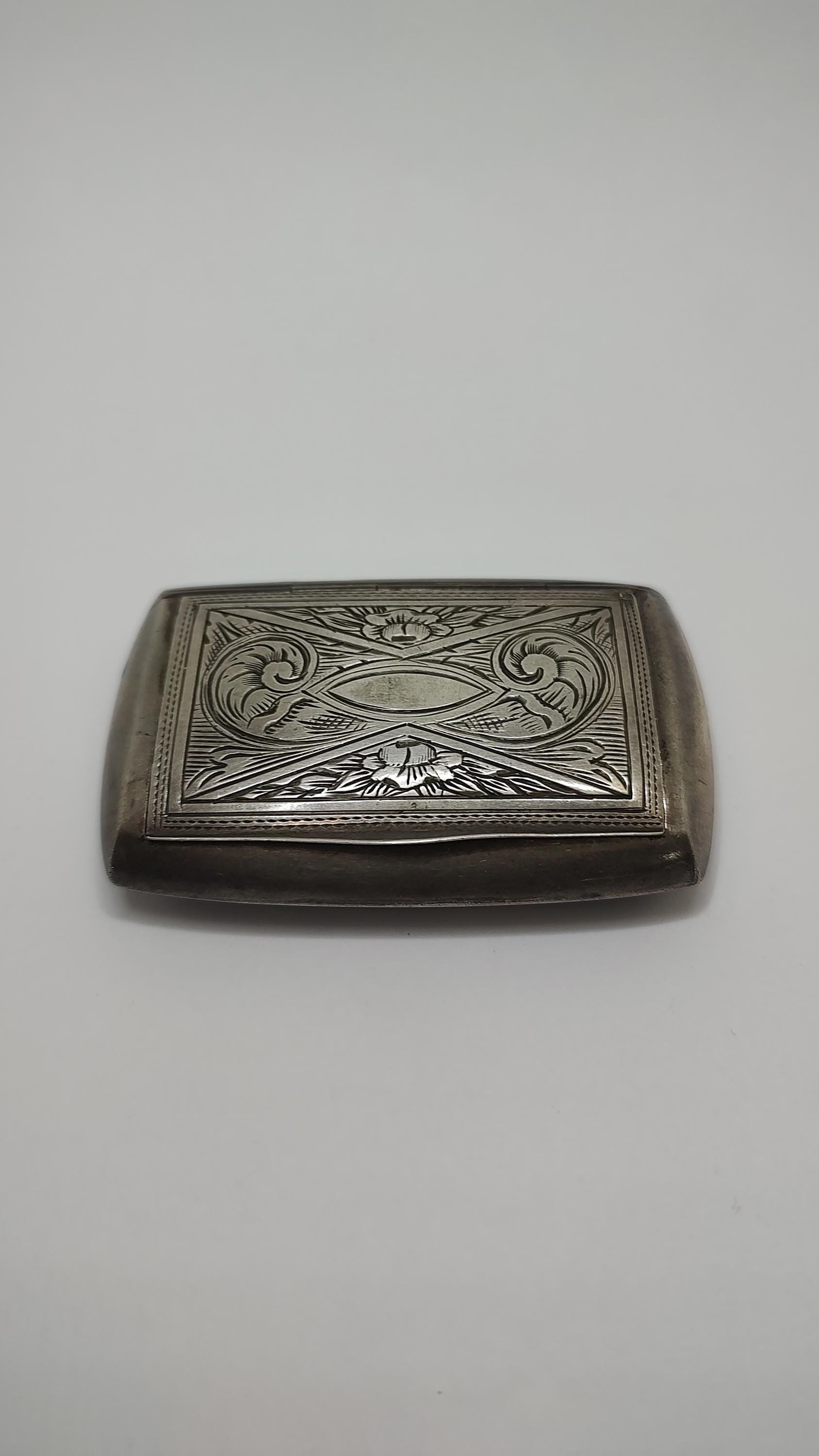 Art Deco 800 Silver Trinket Pill Box – Gilded Gold-washed