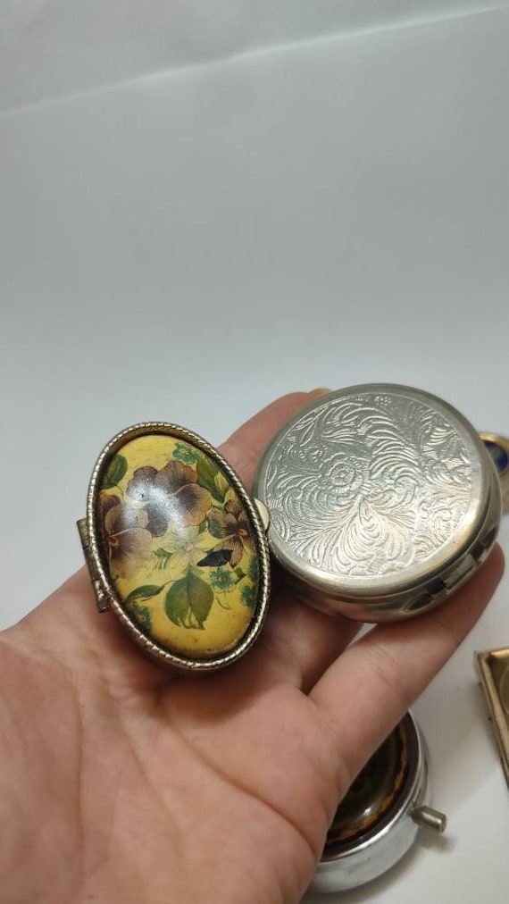 Choose your pill box,vintage metal pill box - image 6