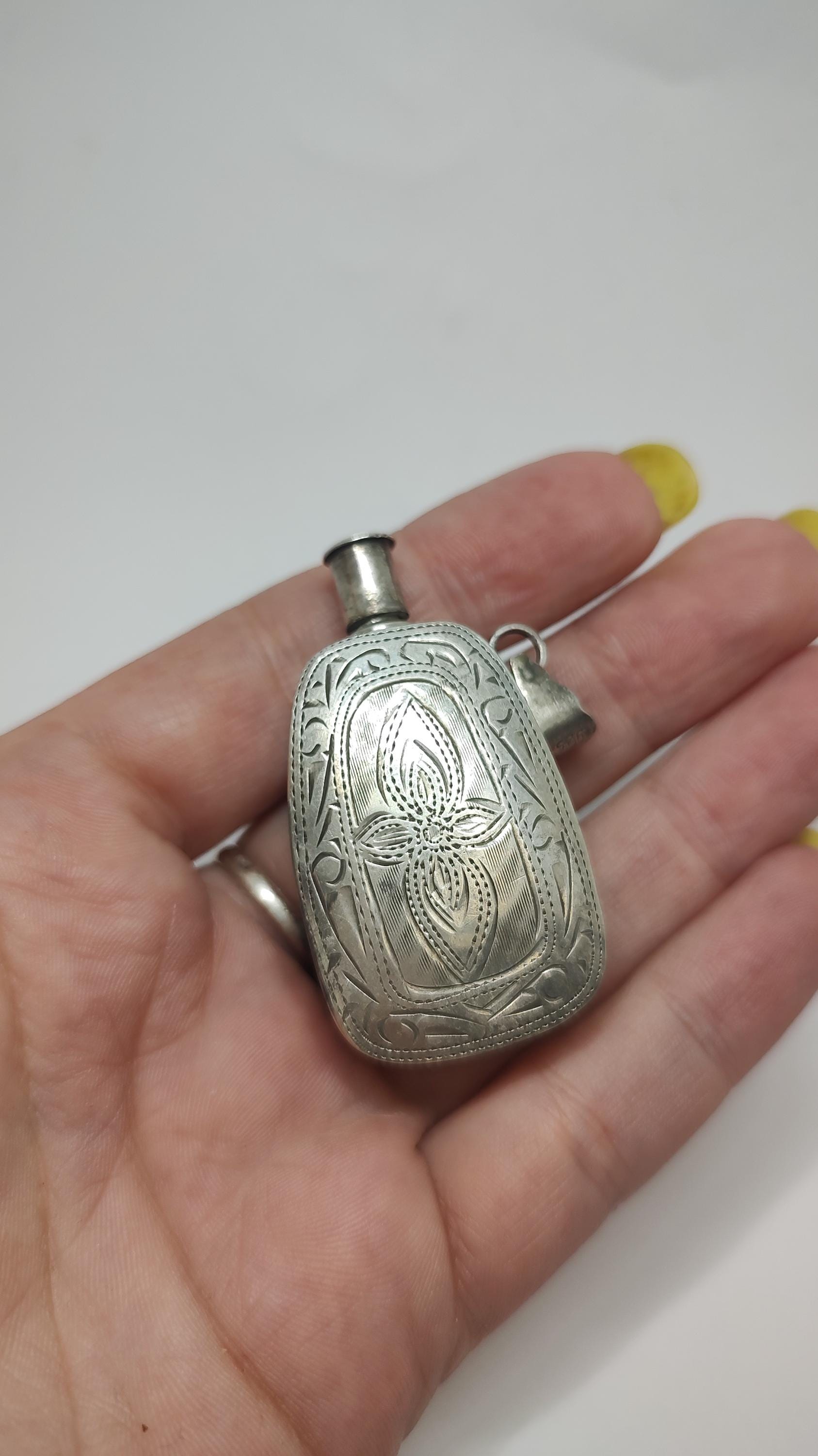 Pendentif Flacon De Parfum En Argent Sterling 925 Gravé Main - Vintage Fin 1900