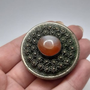 Antique Filigree Silver mini box with Agate Gemstone,Vintage Sterling Silver Pill Box, Elegant Pill Organizer, Retro Trinket Box