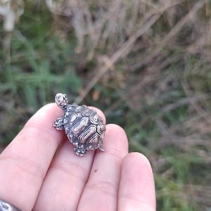 ヴィンテージの銀メッキの亀の置物2個セット、幸運の動物コレクターズ
