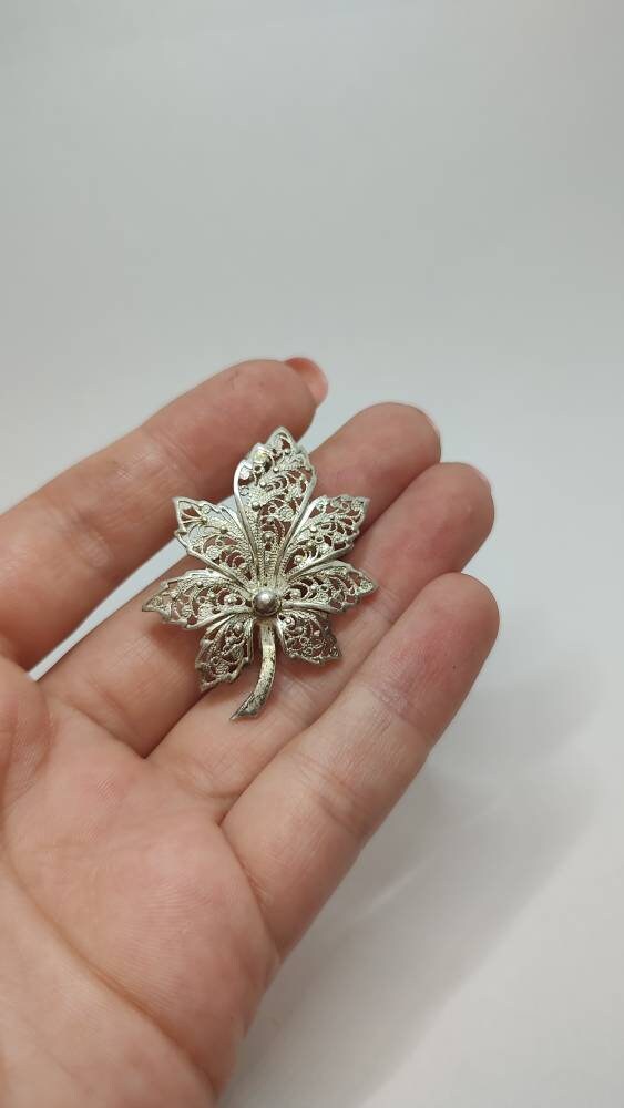 アンティークドイツ製 835 シルバーリーフブローチピン - Etsy 日本