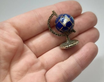 Antyczny włoski srebrny miniaturowy globus