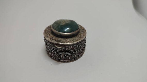 Solid silver shop pill box