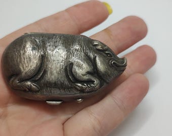 ヨーロッパアンティーク　ビンテージ　silver800ピルケース Antique 800 Silver Pig Pill Box: Collectible Animal Trinket - Etsy