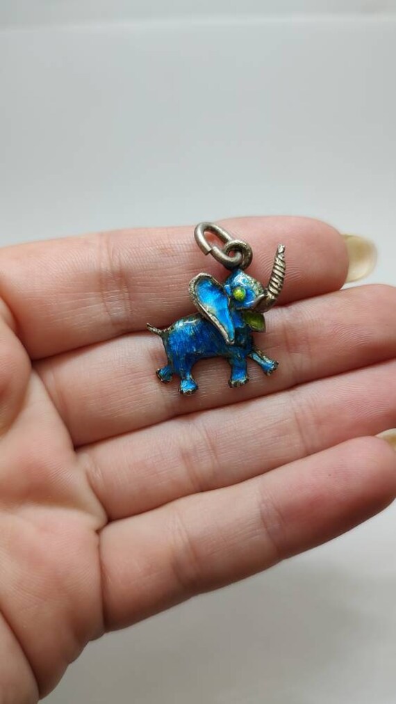 Broche Éléphant En Cloisonné Et Métal Doré - Style Thaïlandais, Années 80/90 - Occasion