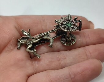 Miniature de calèche en argent 800, poinçonnée - France