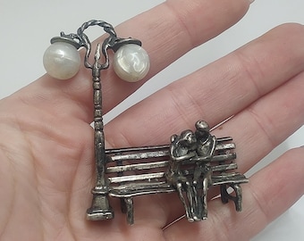 Vintage Italian 800 silver lovers on a bench miniature