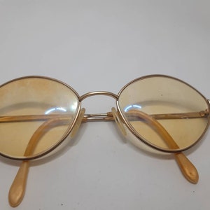Charmante Brillenfassungen aus den 80ern