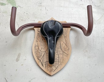 Racing bike AND/OR deer antlers, Mauve color, map