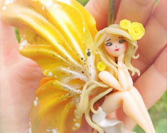 Fairy yellow Fimo pendant necklace/Yellow fairy Fimo necklace/Fatina gialla in Fimo collana - Handmade/handmade creation/fatto a mano