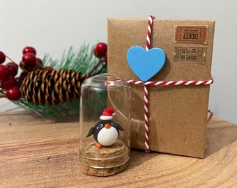 Christmas gift for mom, Christmas gift for girlfriend, Unique Christmas gift, Penguin in Glass dome, Bottle in the Message, Penguin Gift