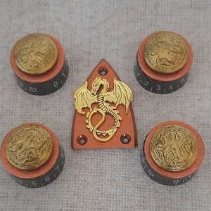 Perillas de control de velocidad y cubiertas de armadura de Guitar Custom Ltd. Custom - Juego Golden Five Plus Dragons Plus - Edición limitada