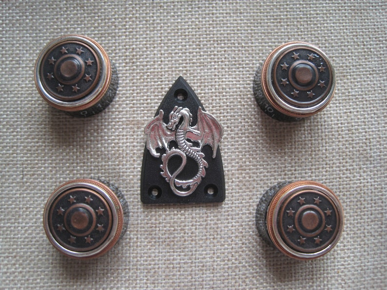 Guitar Custom Ltd Edition Bedieningsknoppen en trusscovers Custom .... Shotgun Dragon-set - zilver .. Ltd-editie afbeelding 1