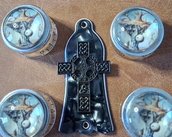 Perillas de control de velocidad y cubiertas de armadura de Guitar Custom Ltd. Custom - Mystic Meadows y Black Cross a (Edición limitada)
