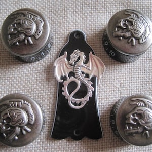 Guitar Custom Ltd Edition. Control Knobs & Truss Covers Custom - Skulls and More Skulls Saga   .. A Custom Ltd Edition