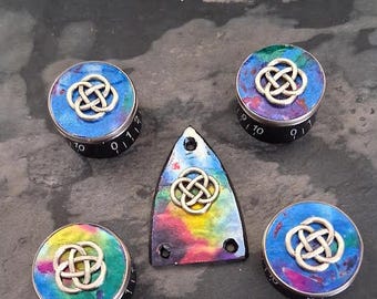 Perilla de control de velocidad y cubiertas de armadura de Guitar Custom Ltd Custom - Rainbows @ Custom Ltd Ed..