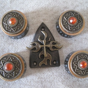 Guitar Custom Ltd Editions : Control Knobs & Truss Covers Custom - The Crusaders Set. A Custom Ltd Edition