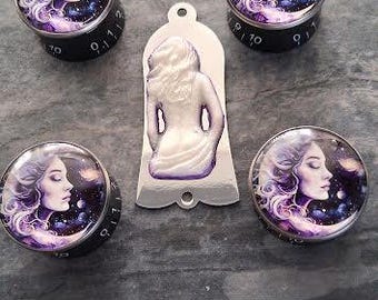 Guitarra Custom Ltd Editions: Perillas de control y cubiertas de armadura personalizadas - Diseño Purple Song Maiden - Una edición personalizada limitada