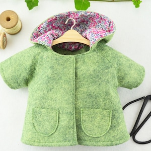 Coat clothes pattern for teddy/doll. Instant download, pdf digital pattern.