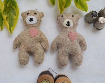 Bears sewing kit. Craft kit, DIY craft, adult craft, sewing gift, craft gift, adult sewing, hand sewing, handmade