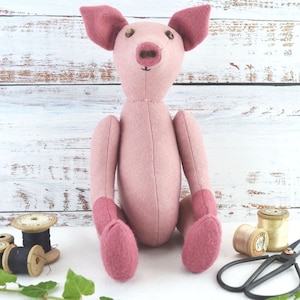 Stuffed animal pig sewing pattern. Pdf pattern. Soft toy pattern, felt pattern, plush pattern, felt animals, felt animal sewing pattern