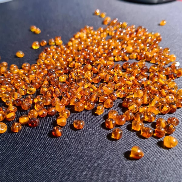 100 pcs Baltic Amber Loose Natural Baltic Amber  Beads cognac/ raw cognac