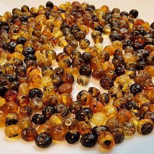 40-80 pcs Baltic Amber Loose/ Natural Baltic Amber / Amber beads/ beads 6-7.5mm / Cognoc / Mix 0214 Green