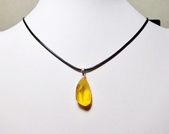 Genuine baltic amber stone / amber pendant Lemon #Pendant155