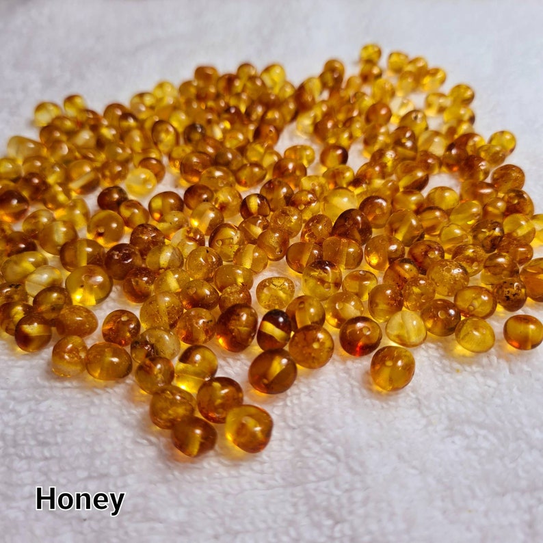 40-80 pcs Baltic Amber Loose/ Natural Baltic Amber / Amber beads/ beads 6-7.5mm / Cognoc / Mix 0214 Honey