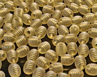 Plastic Screw Clasp For Baltic Stone Jewerly, Beaded Jewelry Supplies Polished, Raw Lemon