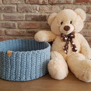 Pattern for crochet large basket, storage basket, blue basket, DIY basket, easy to make, big basket, t-shirt yarn basket image 7