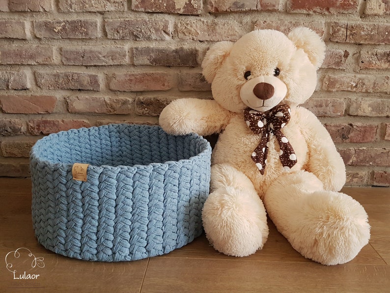 Pattern for crochet large basket, storage basket, blue basket, DIY basket, easy to make, big basket, t-shirt yarn basket image 7